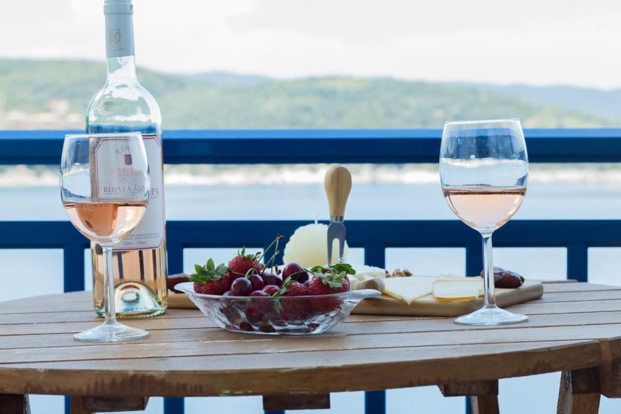 Assa Inn Пиргадикия Екстериор снимка