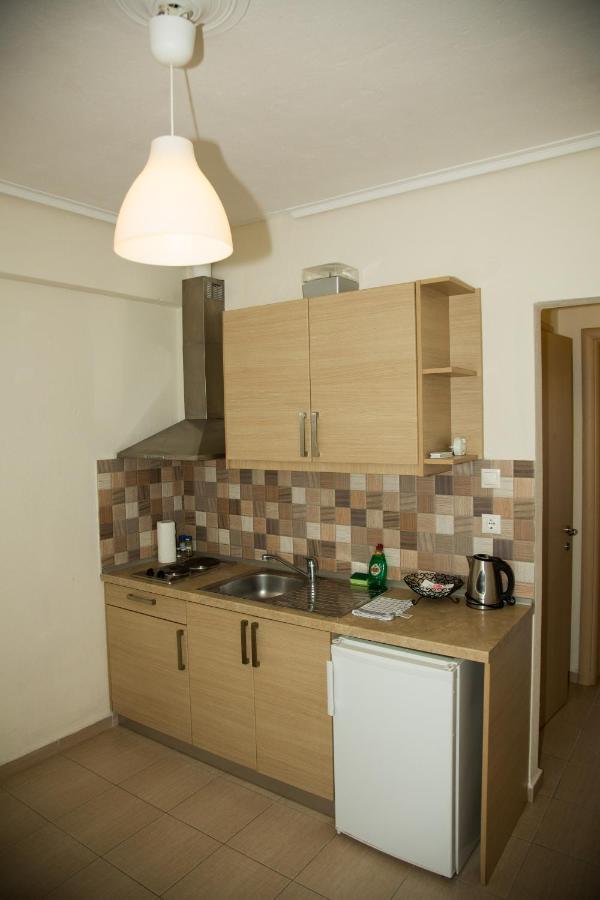 Assa Inn Пиргадикия Екстериор снимка