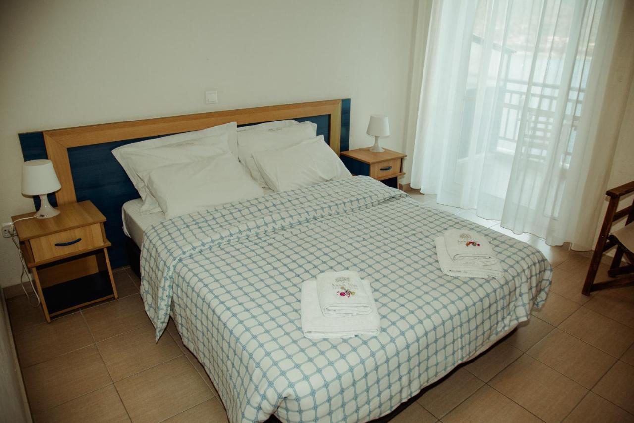 Assa Inn Пиргадикия Екстериор снимка